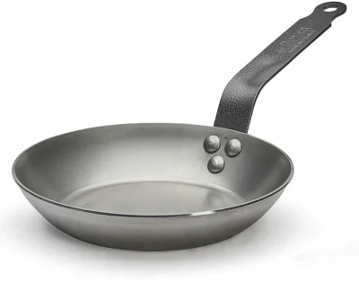 Patelnia okrągła śr. 24 cm CARBONE PLUS - DE BUYER